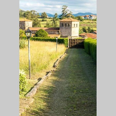 Villa ¡Nuevo! Espectacular casona a 50 metros de la Colegiata Santillana del Mar Exterior foto
