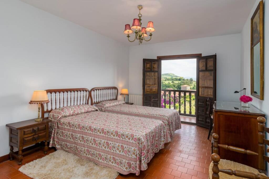 Villa ¡Nuevo! Espectacular casona a 50 metros de la Colegiata Santillana del Mar Exterior foto